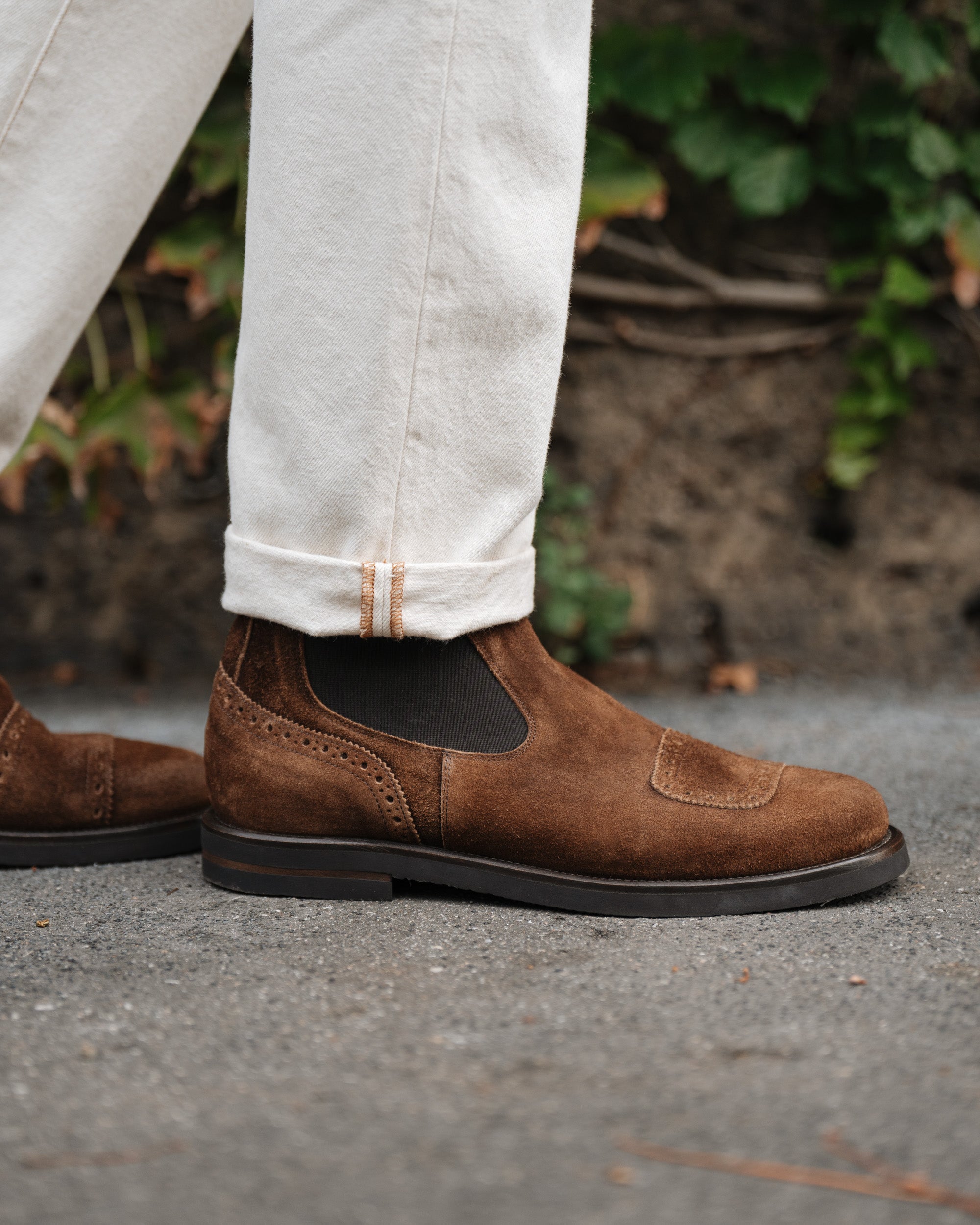 Velasca Brown Suede Chelsea size 11 (44) Velasca | Chelsea boots with a lug sole, entirely handmade main image 3