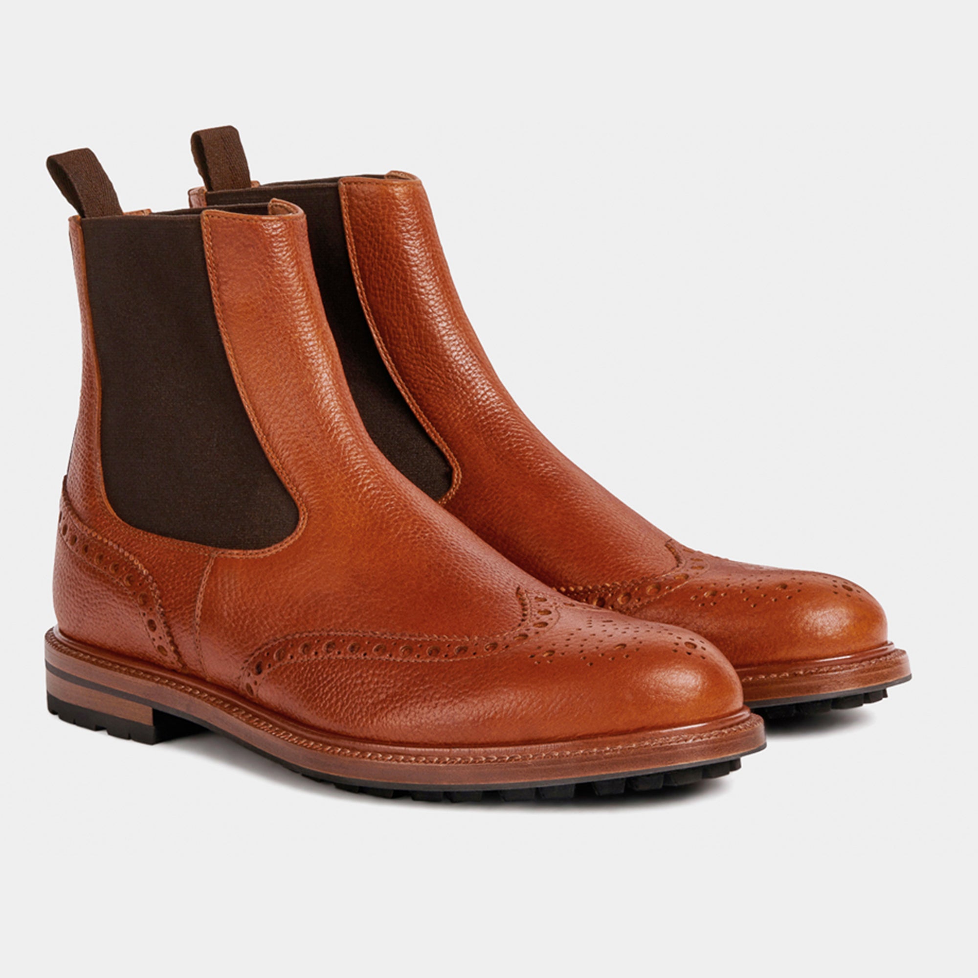 Cognac Chelsea ankle boot in hammered leather | Velasca