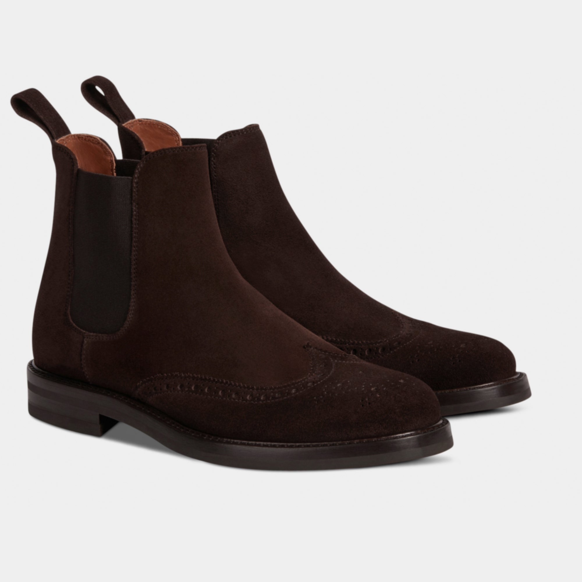 Chelsea boots light clearance brown