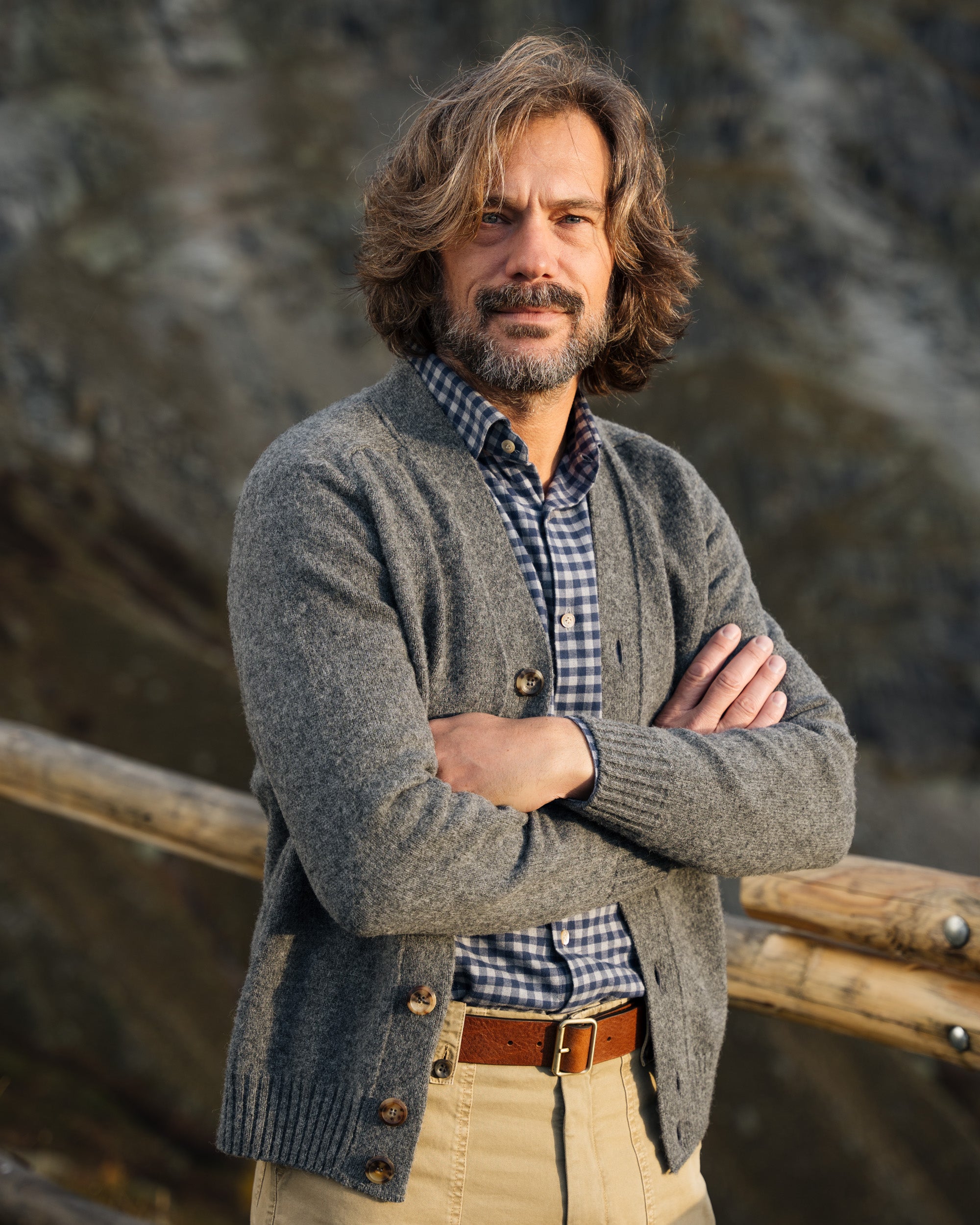 Velasca Men s cardigan handcrafted with love in Italy